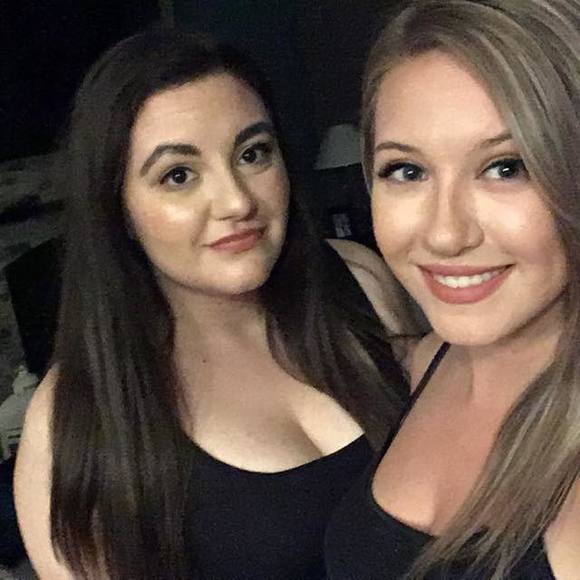 Meet your Posher, Jennifer - Picture 1 of 1